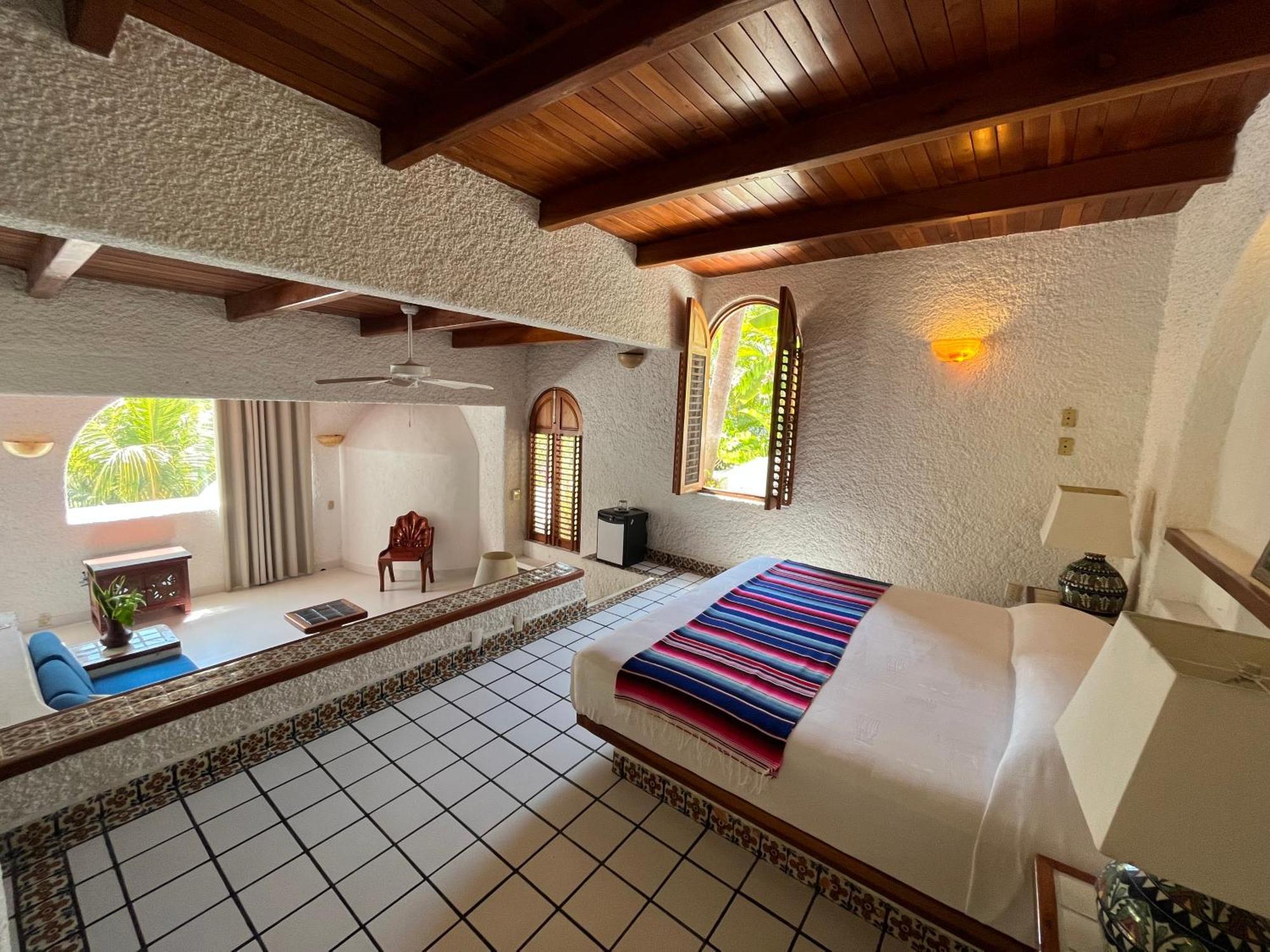 Villa De La Roca Zihuatanejo Bagian luar foto